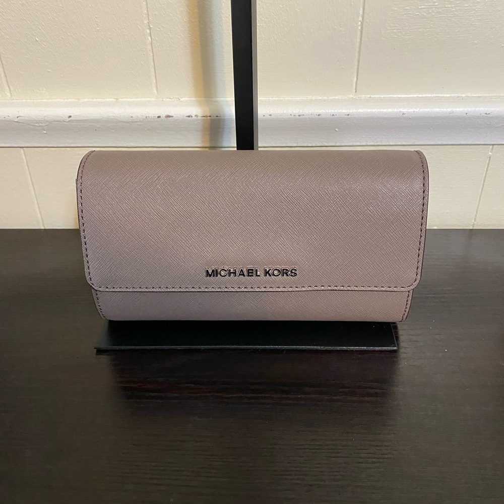 Michael kors large phone crossbody